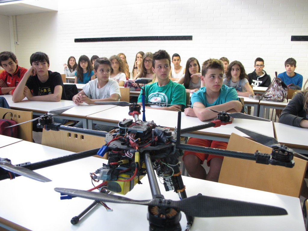 Més de 1.700 alumnes al Mercat de la Tecnologia de la UdL